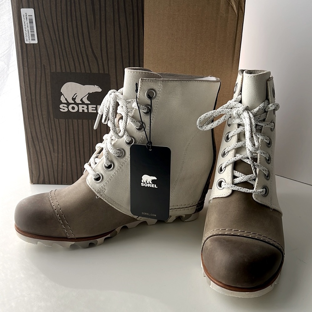 SOREL - 1965 Premium Wedge Boot - in Sea Salt